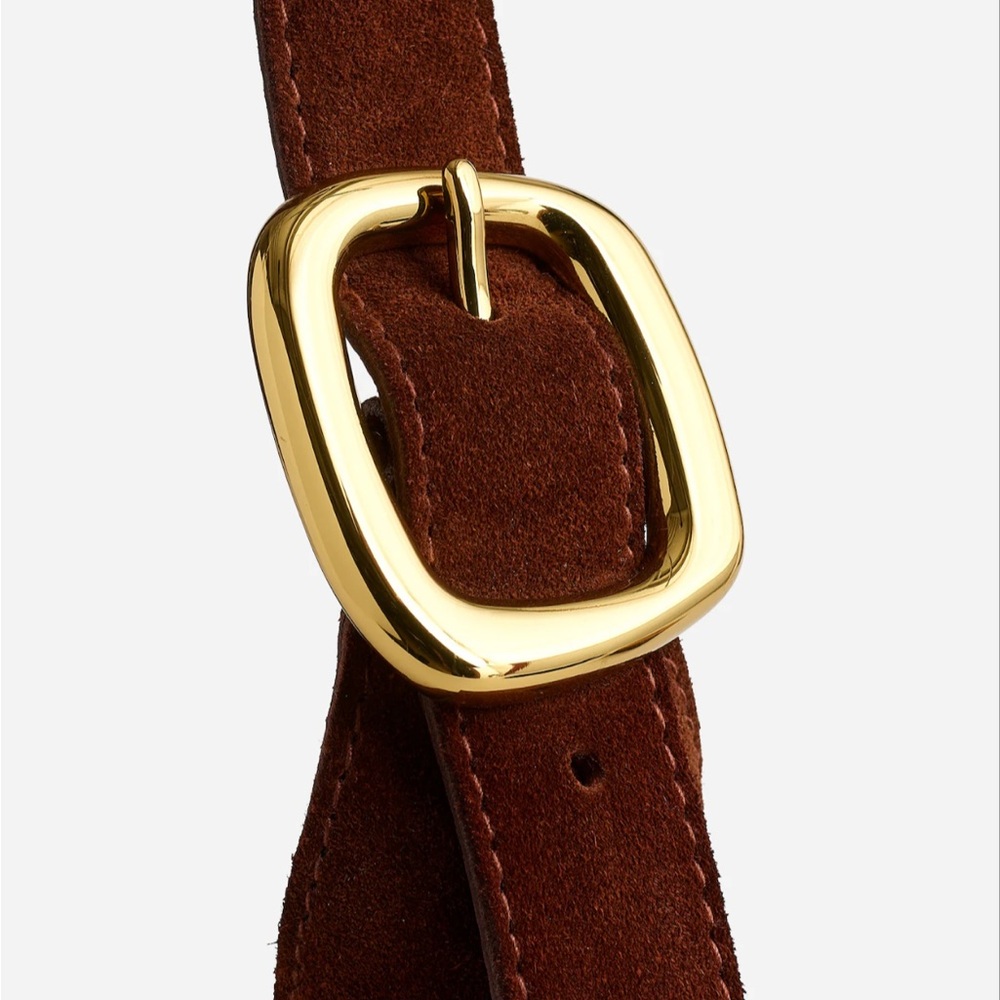 Madewell The Sculptural-Buckle Shoulder Bag in Suede - Picture 4 of 7